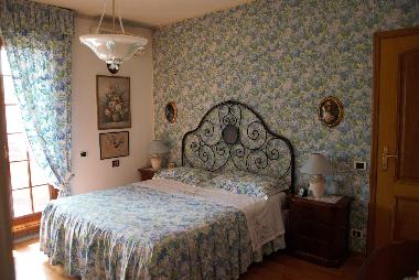 Villa in MONTIGNOSO (Massa-Carrara) or holiday homes and vacation rentals