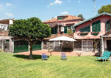 Villa in acireale (Catania) or holiday homes and vacation rentals