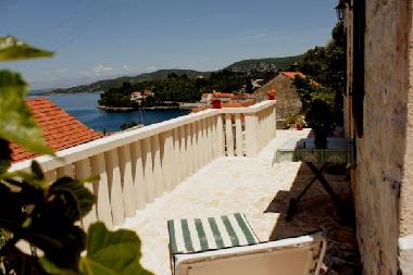 Holiday House in Racisce (Dubrovacko-Neretvanska) or holiday homes and vacation rentals
