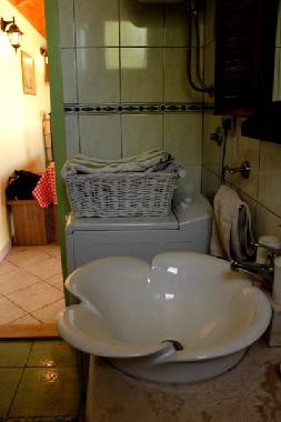 Holiday House in Racisce (Dubrovacko-Neretvanska) or holiday homes and vacation rentals