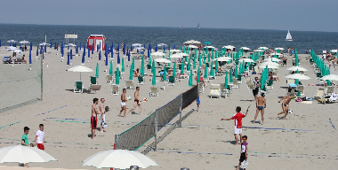 Chalet in Lido di Spina (Venezia) or holiday homes and vacation rentals