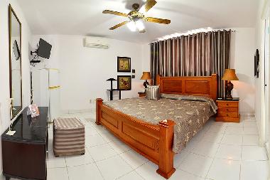 Holiday House in cubana (La Habana) or holiday homes and vacation rentals