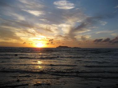 Holiday Apartment in Zamboanguita (Dumaguete) or holiday homes and vacation rentals