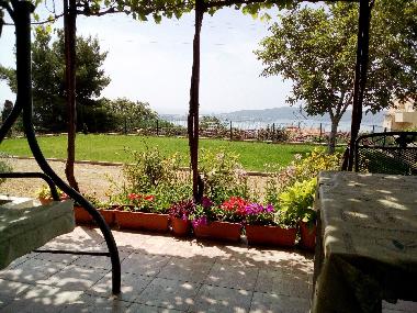 Villa in Kastel Sucurac (Splitsko-Dalmatinska) or holiday homes and vacation rentals