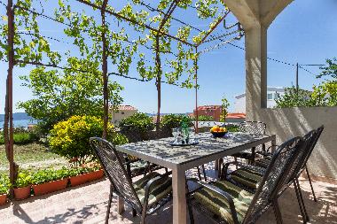 Villa in Kastel Sucurac (Splitsko-Dalmatinska) or holiday homes and vacation rentals