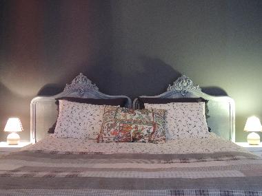 bedroom1