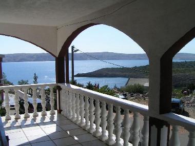 Holiday House in Karlobag (Licko-Senjska) or holiday homes and vacation rentals
