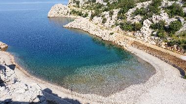 Holiday House in Karlobag (Licko-Senjska) or holiday homes and vacation rentals