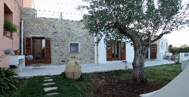 Villa in Buseto Palizzolo (Trapani) or holiday homes and vacation rentals