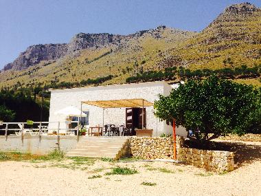 Villa in CASTELLAMMARE DEL GOLFO (Trapani) or holiday homes and vacation rentals