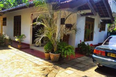 Home (Sri-Lanka) Hikkaduwa