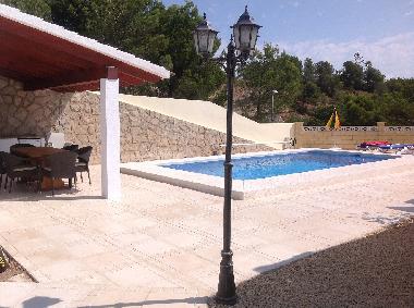 Villa in La NUcia (Alicante / Alacant) or holiday homes and vacation rentals