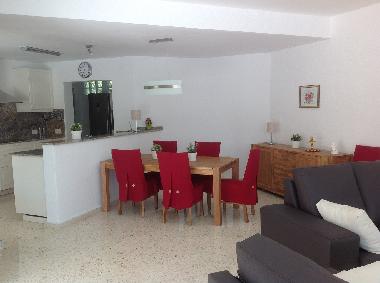 Villa in La NUcia (Alicante / Alacant) or holiday homes and vacation rentals