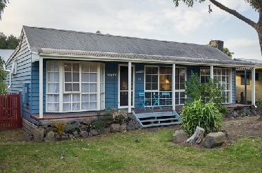 Holiday House in Sunset Strip (Victoria) or holiday homes and vacation rentals