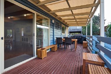 Holiday House in Sunset Strip (Victoria) or holiday homes and vacation rentals