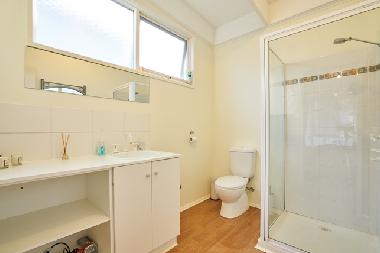 Holiday House in Sunset Strip (Victoria) or holiday homes and vacation rentals