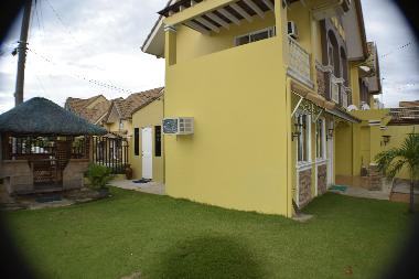 Holiday House in Angeles City (Angeles) or holiday homes and vacation rentals