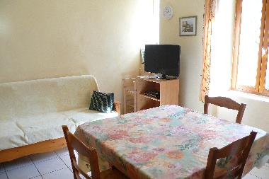 Holiday House in Feuilla (Aude) or holiday homes and vacation rentals