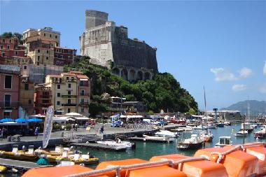 Holiday Apartment in Marina di Massa (Massa-Carrara) or holiday homes and vacation rentals