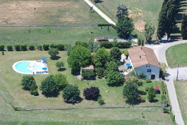 Holiday House in Orentano (Lucca) or holiday homes and vacation rentals