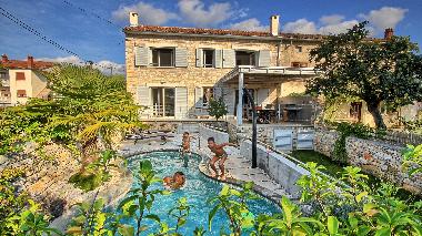 Holiday House in Dolenji Krnicari (Istarska) or holiday homes and vacation rentals
