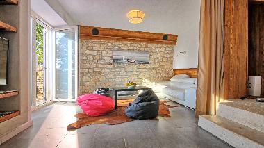 Holiday House in Dolenji Krnicari (Istarska) or holiday homes and vacation rentals