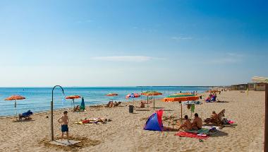 Holiday House in Rosolina Mare (Rovigo) or holiday homes and vacation rentals