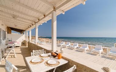 Villa in Donnalucata (Ragusa) or holiday homes and vacation rentals