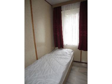 Holiday House in Kleinzerlang (Mecklenburgische Seenplatte) or holiday homes and vacation rentals
