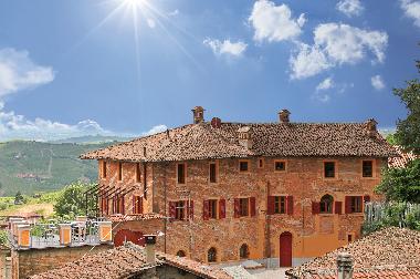 Holiday Apartment in Mombaruzzo (Asti) or holiday homes and vacation rentals