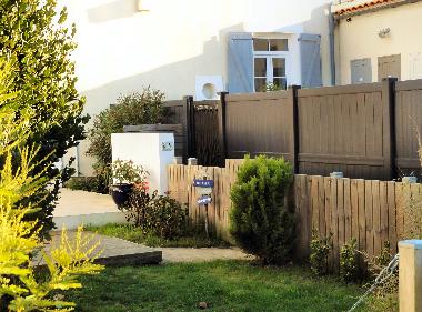 Holiday House in saint denis d