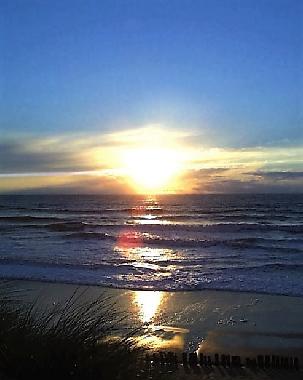 Holiday House in Grayan L&acute;Hopital (Gironde) or holiday homes and vacation rentals