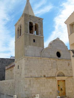 Holiday Apartment in Pag (Zadarska) or holiday homes and vacation rentals