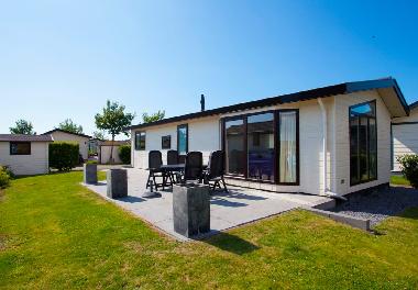 Chalet in Egmond (Noord-Holland) or holiday homes and vacation rentals