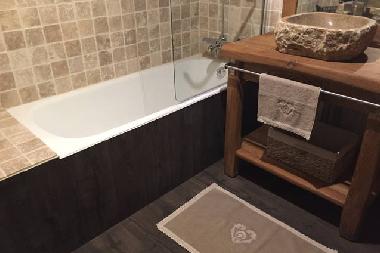 Chalet in Thollon-les-M�mises (Haute-Savoie) or holiday homes and vacation rentals