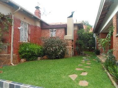 Holiday Apartment in Cyrildene (Gauteng) or holiday homes and vacation rentals