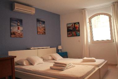Villa in San Pedro de Alcantara  (M�laga) or holiday homes and vacation rentals