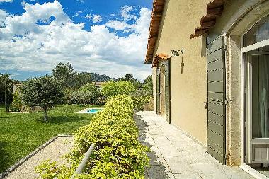 Holiday House in Eygali�res  (Bouches-du-Rh�ne) or holiday homes and vacation rentals