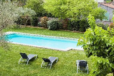 Holiday House in Eygali�res  (Bouches-du-Rh�ne) or holiday homes and vacation rentals