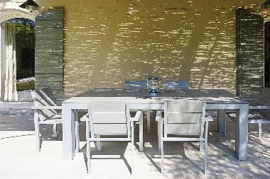 Holiday House in Eygali�res  (Bouches-du-Rh�ne) or holiday homes and vacation rentals