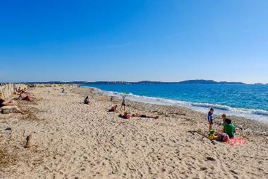 Holiday House in Giens (Var) or holiday homes and vacation rentals
