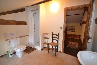 Top Floor Shower Room