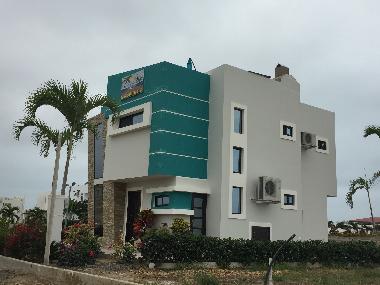 Holiday House in mirador playa san jos (Manabi) or holiday homes and vacation rentals