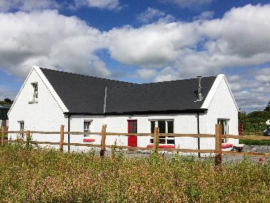 Casa Ceoil - holiday home in the West of Ireland