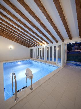 Villa in Sinj (Splitsko-Dalmatinska) or holiday homes and vacation rentals