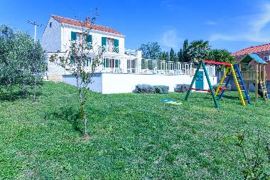 Villa in Sumartin (Splitsko-Dalmatinska) or holiday homes and vacation rentals