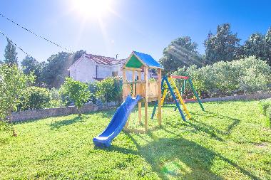 Villa in Sumartin (Splitsko-Dalmatinska) or holiday homes and vacation rentals