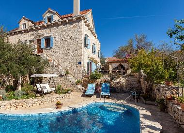 Villa in Milna (Splitsko-Dalmatinska) or holiday homes and vacation rentals