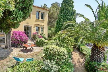 Holiday House in Le Rayol-Canadel (Var) or holiday homes and vacation rentals