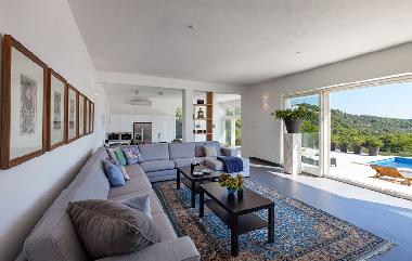 Villa in Selca (Splitsko-Dalmatinska) or holiday homes and vacation rentals